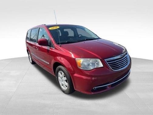2011 Chrysler Town & Country Touring