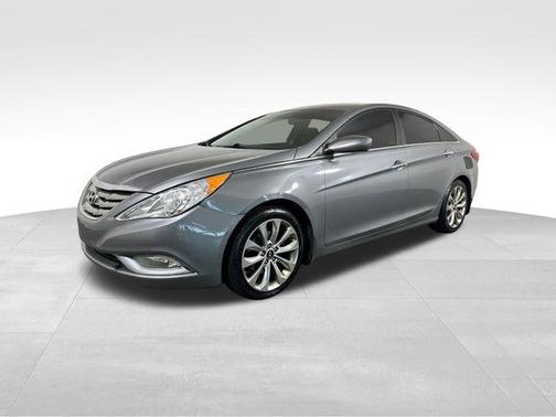 2013 Hyundai SONATA SE
