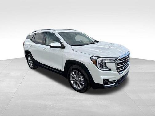 White Frost Tri-Coat 2023 GMC Terrain SLT