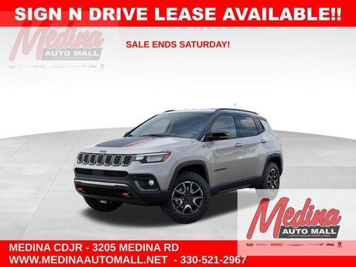Silver Zynith 2026 Jeep Compass Trailhawk