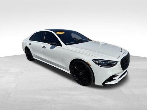 MANUFAKTUR Moonlight White Metallic 2024 Mercedes-Benz S-Class S 580 4MATIC