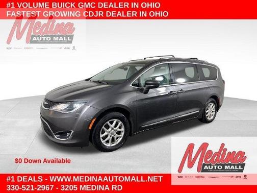 Granite Crystal Clearcoat Metallic 2020 Chrysler Pacifica Touring-L
