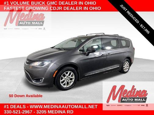 Granite Crystal Clearcoat Metallic 2020 Chrysler Pacifica Touring-L