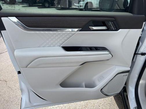 White Frost Tri-Coat 2025 GMC Acadia Denali