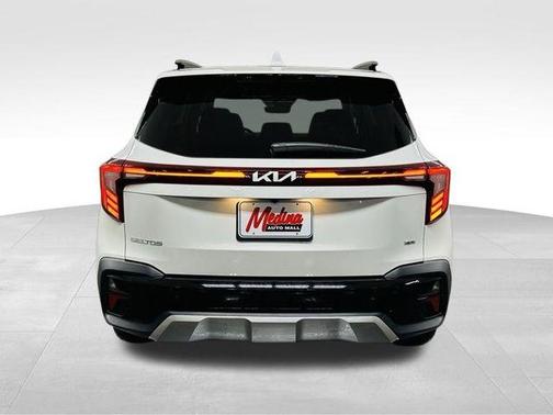 2024 Kia Seltos EX