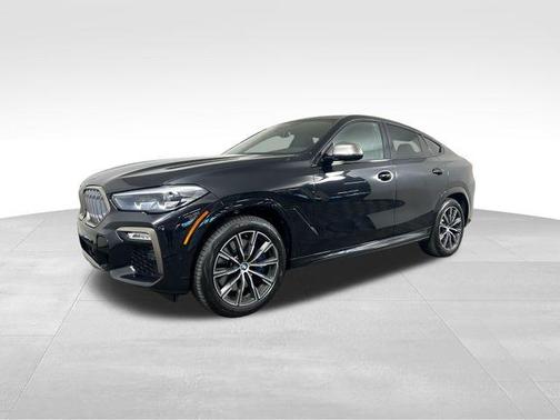 2021 BMW X6 M50i