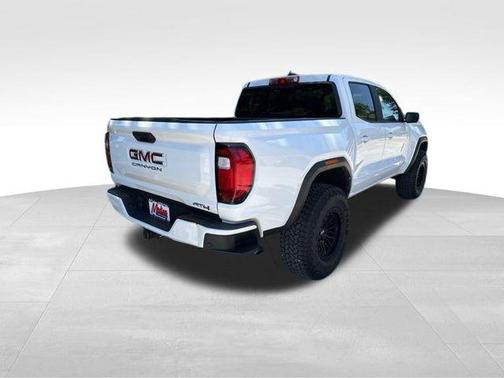 2023 GMC Canyon AT4