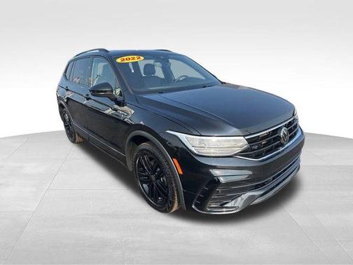 2022 Volkswagen Tiguan 2.0T SE R-Line Black