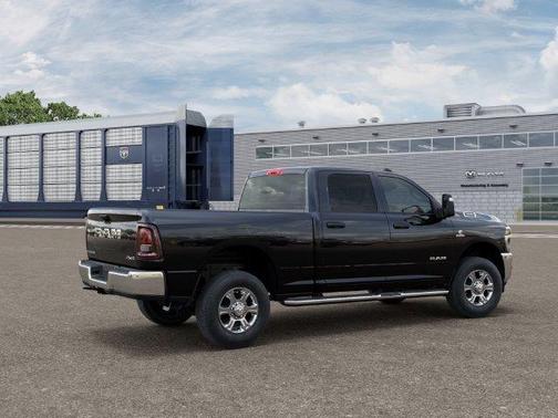 Diamond Black 2027 RAM 2500 Big Horn