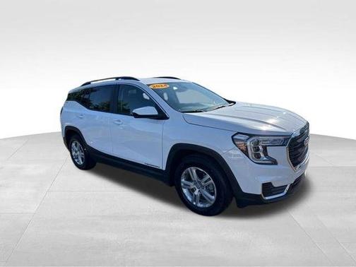 Summit White 2024 GMC Terrain SLE