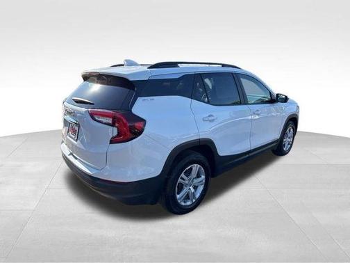 Summit White 2024 GMC Terrain SLE
