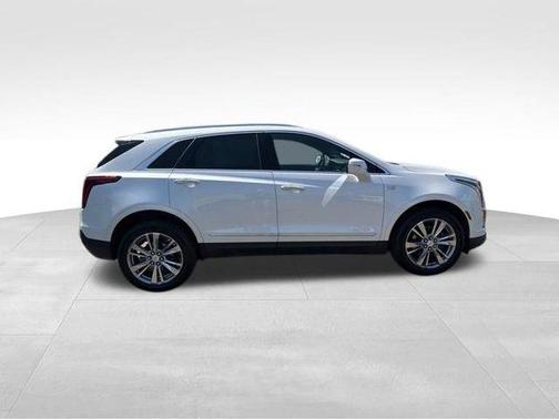 Crystal White Tri-Coat 2024 Cadillac XT5 Premium Luxury