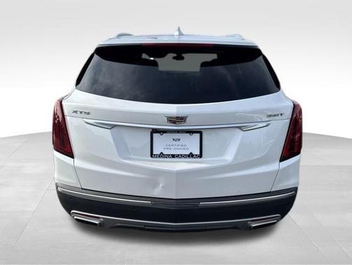 Crystal White Tri-Coat 2024 Cadillac XT5 Premium Luxury