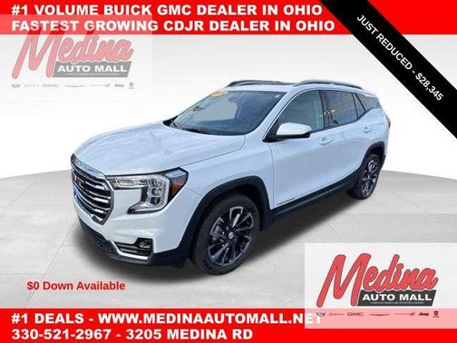 Summit White 2023 GMC Terrain SLT