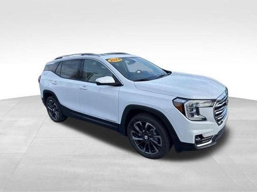 Summit White 2023 GMC Terrain SLT