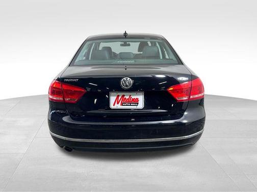 2015 Volkswagen Passat 1.8T Auto SE