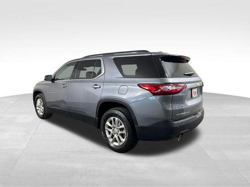 Satin Steel Metallic 2019 Chevrolet Traverse LT Leather