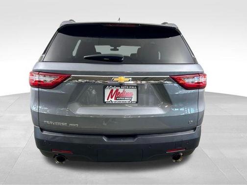Satin Steel Metallic 2019 Chevrolet Traverse LT Leather