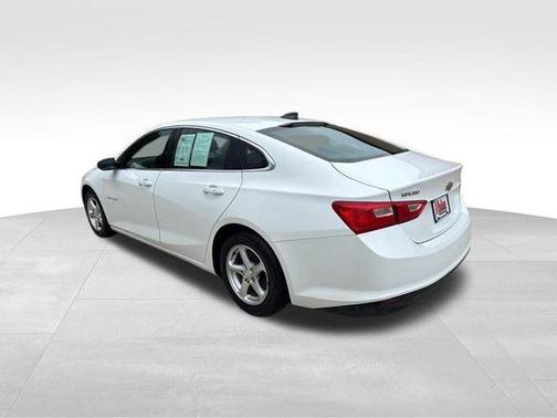 2017 Chevrolet Malibu 1LS