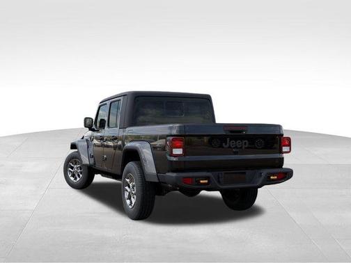 Black Clearcoat 2026 Jeep Gladiator 85th Anniversary Edition