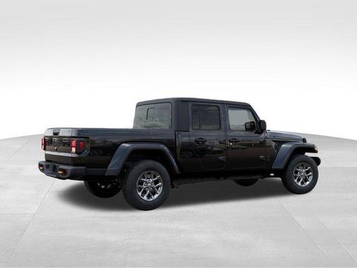 Black Clearcoat 2026 Jeep Gladiator 85th Anniversary Edition