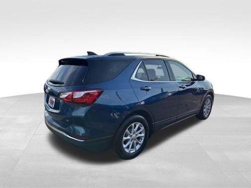 Pacific Blue Metallic 2019 Chevrolet Equinox 1LT