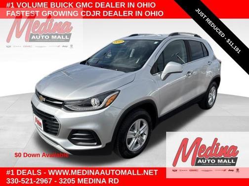 Silver Ice Metallic 2017 Chevrolet Trax LT
