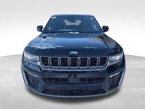 Diamond Black 2026 Jeep Grand Cherokee Limited