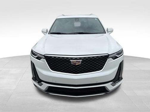 2023 Cadillac XT6 Luxury AWD