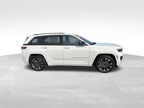 2023 Jeep Grand Cherokee Overland