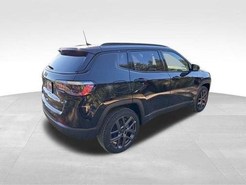 Diamond Black 2026 Jeep Compass Limited