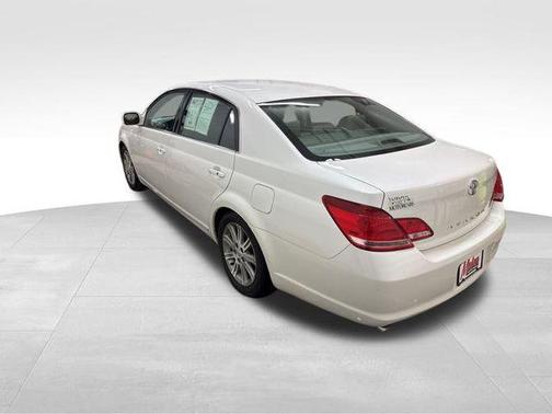 2005 Toyota Avalon XL