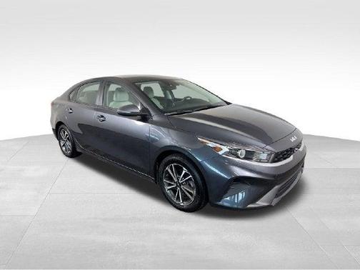Gravity Gray 2023 Kia Forte LXS