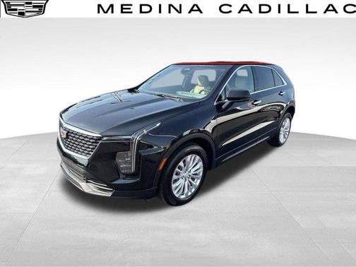 Stellar Black Metallic 2024 Cadillac XT4 Luxury
