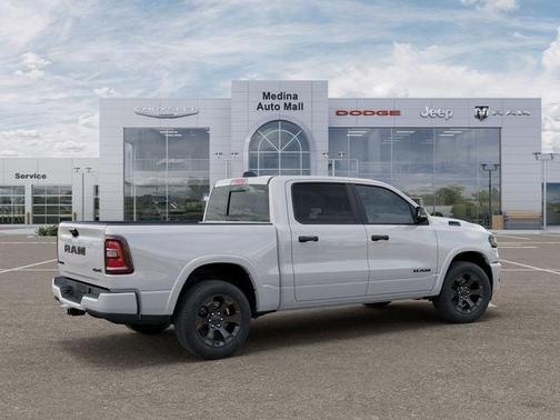 Bright White Clearcoat 2026 RAM 1500 Big Horn/Lone Star