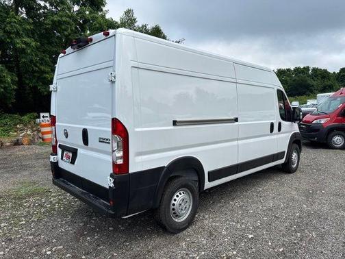 Bright White Clearcoat 2026 RAM ProMaster 2500 High Roof