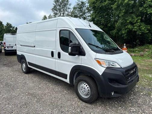 Bright White Clearcoat 2026 RAM ProMaster 2500 High Roof