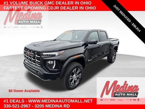 Onyx Black 2023 GMC Canyon AT4