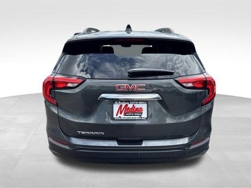 Graphite Gray Metallic 2020 GMC Terrain SLE