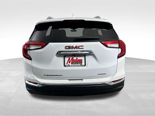 Summit White 2022 GMC Terrain SLT