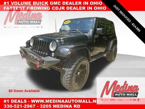Black Clearcoat 2017 Jeep Wrangler Unlimited Sahara
