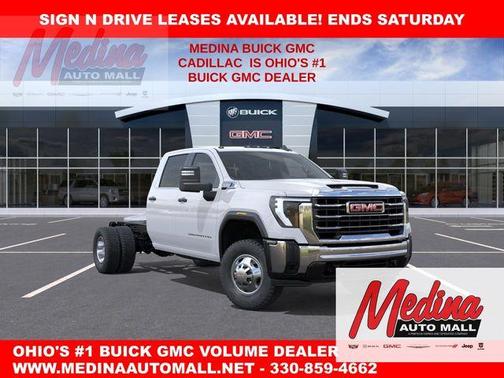Summit White 2026 GMC Sierra 3500 Pro