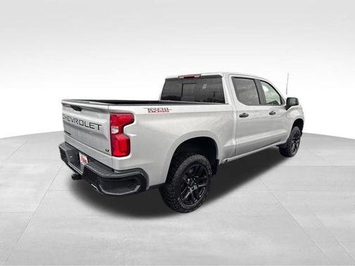Silver Ice Metallic 2021 Chevrolet Silverado 1500 LT Trail Boss