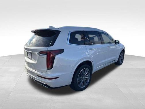 2022 Cadillac XT6 Premium Luxury AWD