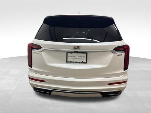 2022 Cadillac XT6 Premium Luxury AWD