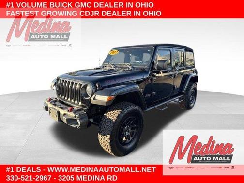 Black Clearcoat 2023 Jeep Wrangler Rubicon