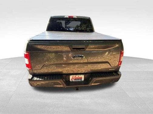 Magnetic Metallic 2018 Ford F-150 XLT