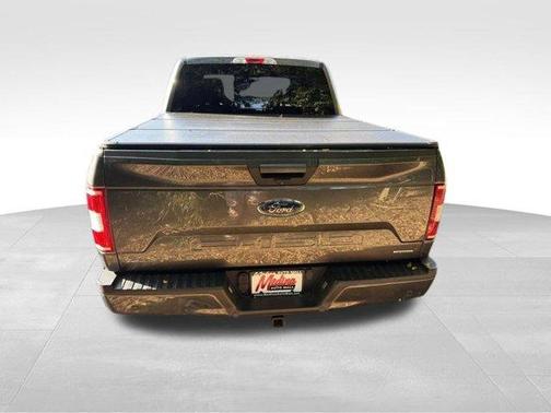 Magnetic Metallic 2018 Ford F-150 XLT