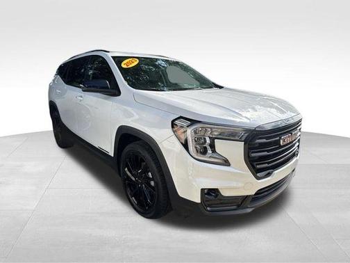 Summit White 2023 GMC Terrain SLT