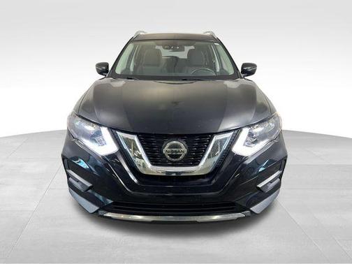 Magnetic Black Pearl 2019 Nissan Rogue SV